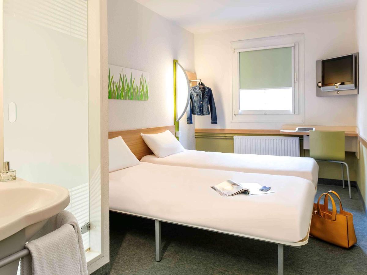 Ibis Budget Roanne Hotel Bagian luar foto
